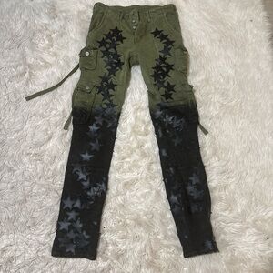 Green and Black Star Pattern Cargo Pants
